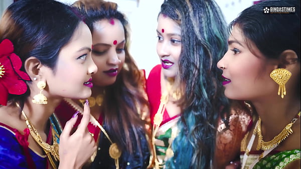 Desi Tharki Ấn Độ Jamindar Brothers chia sẻ bốn người vợ của họ cùng lúc với Gangbang thực sự (Âm thanh Hindi)