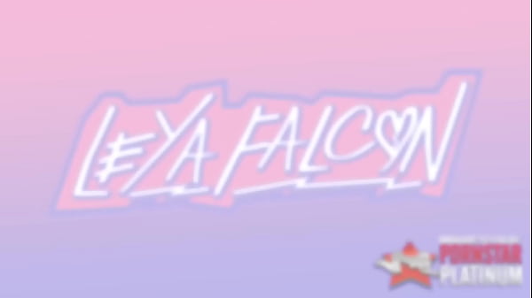 Kinky Blonde Leya Falcon sử dụng âm hộ của mình để đánh bóng Lawson Jones, Big D!