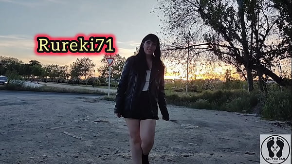 Nerdy Girl cho xe hơi pov kiêm trong miệng kiêm đi bộ